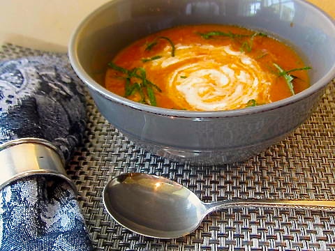 Tomato and Chickpea Soup with Yogurt and Mint 1 3648x2736